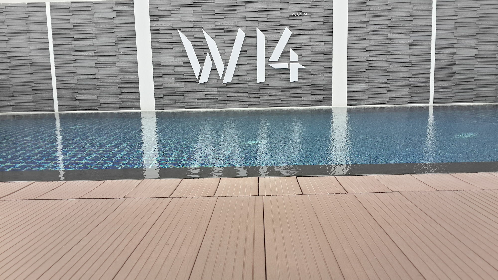 W14 Pattaya Hotel Bagian luar foto